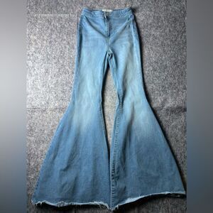 Free People Just Float On Flare Bell Bottoms High Waisted Jeans Size 25R #303